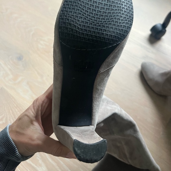 Stuart Weitzman over the knee Highland boots - Picture 5 of 8